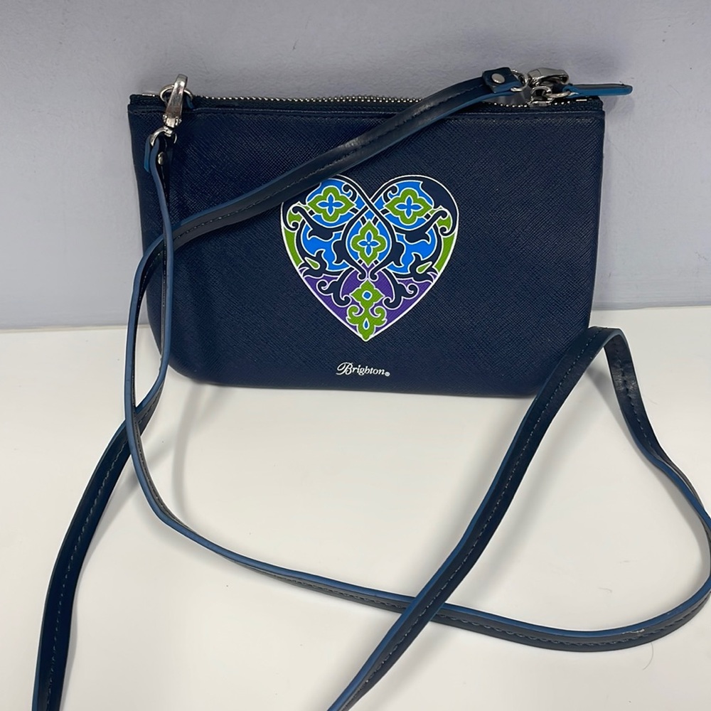 BRIGHTON Woman’s. Crossbody purse heart saffiano texture